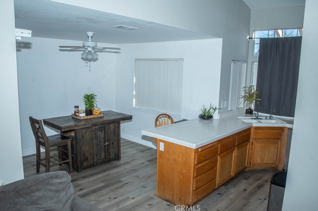 20682 Pahute Rd, Apple Valley CA  92308-6938 exterior