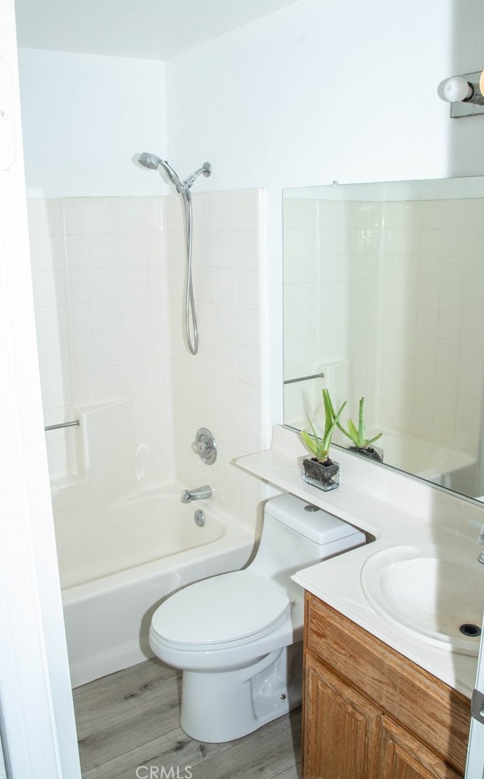 20682 Pahute Rd, Apple Valley CA  92308-6938 exterior