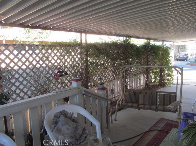 15252 Seneca Rd, Victorville CA  92392-2223 exterior