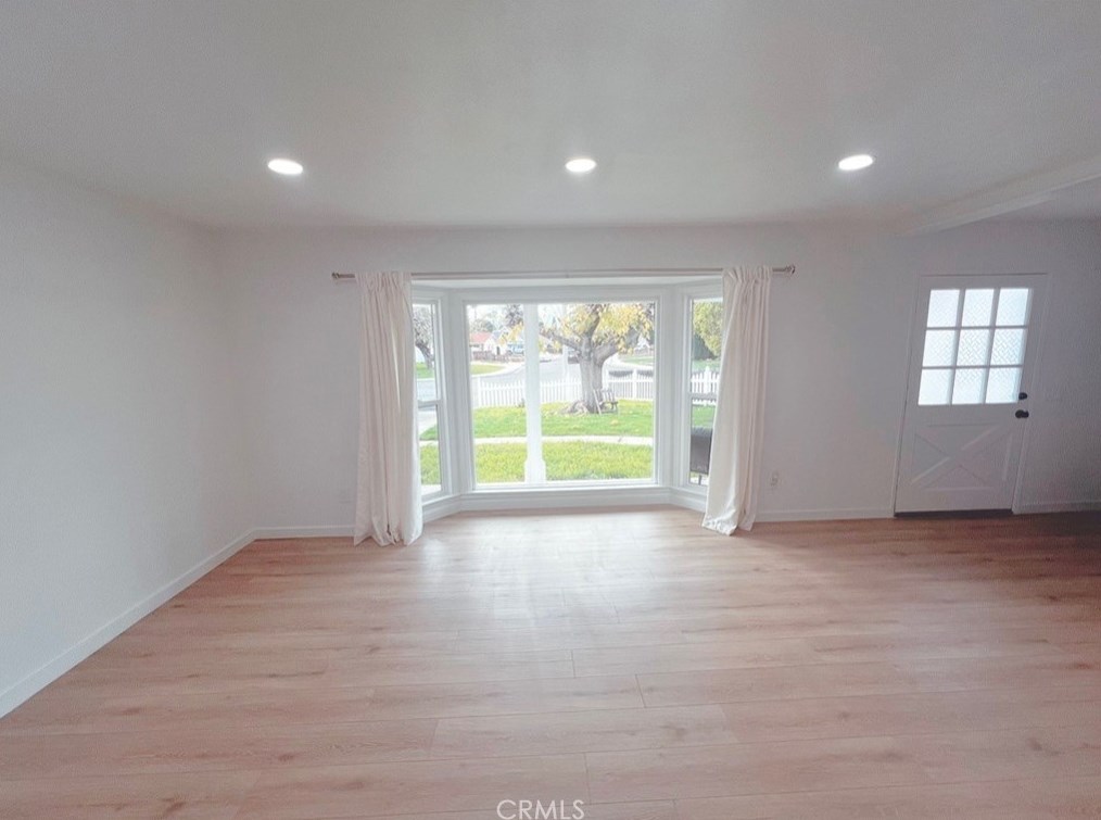 4469 Newby Dr, Riverside CA  92505-2841 exterior