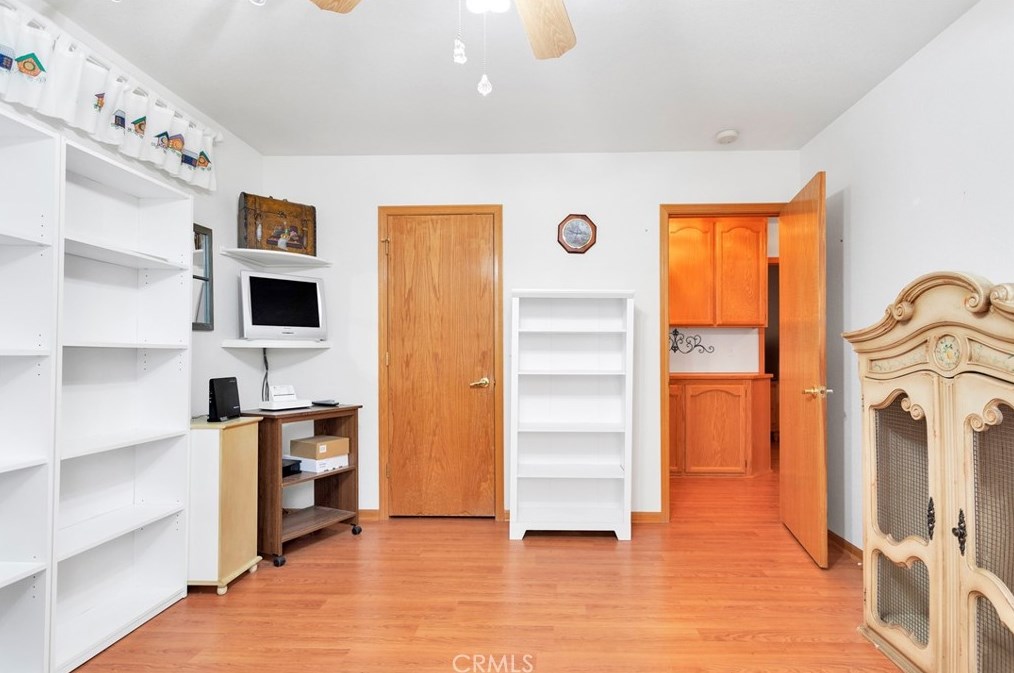 19881 Eyota Rd, Apple Valley CA  92308-4560 exterior