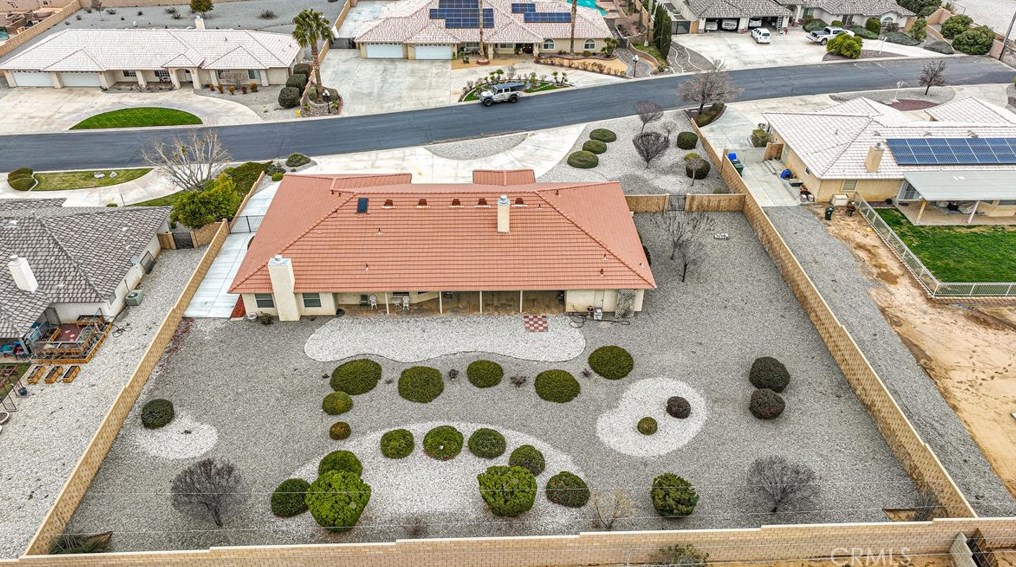 19881 Eyota Rd, Apple Valley CA  92308-4560 exterior