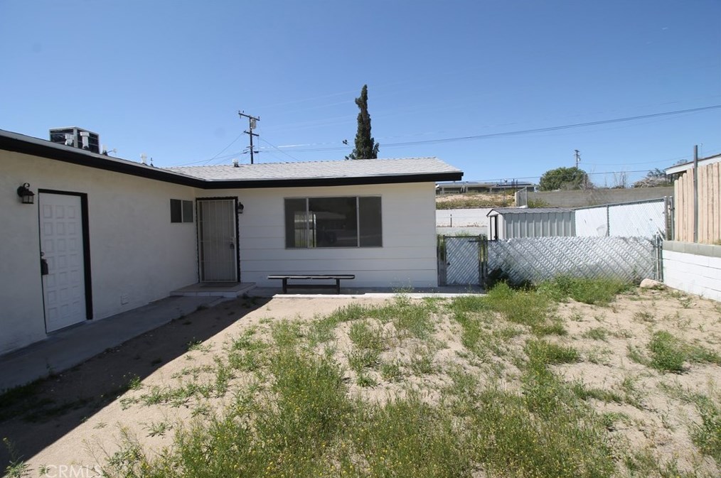 36940 Colby Ave, Barstow CA  92311-1601 exterior