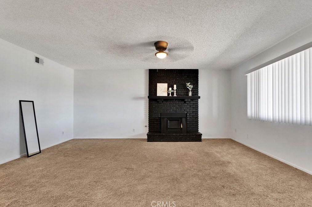 7365 Chase Ave, Hesperia CA  92345-5735 exterior