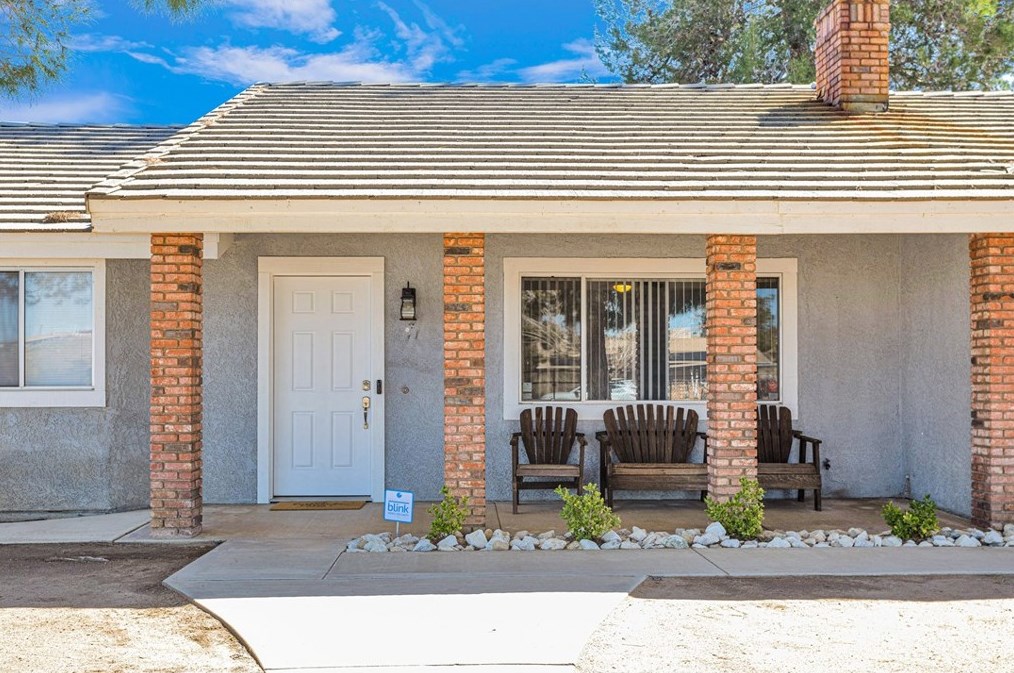 7365 Chase Ave, Hesperia CA  92345-5735 exterior