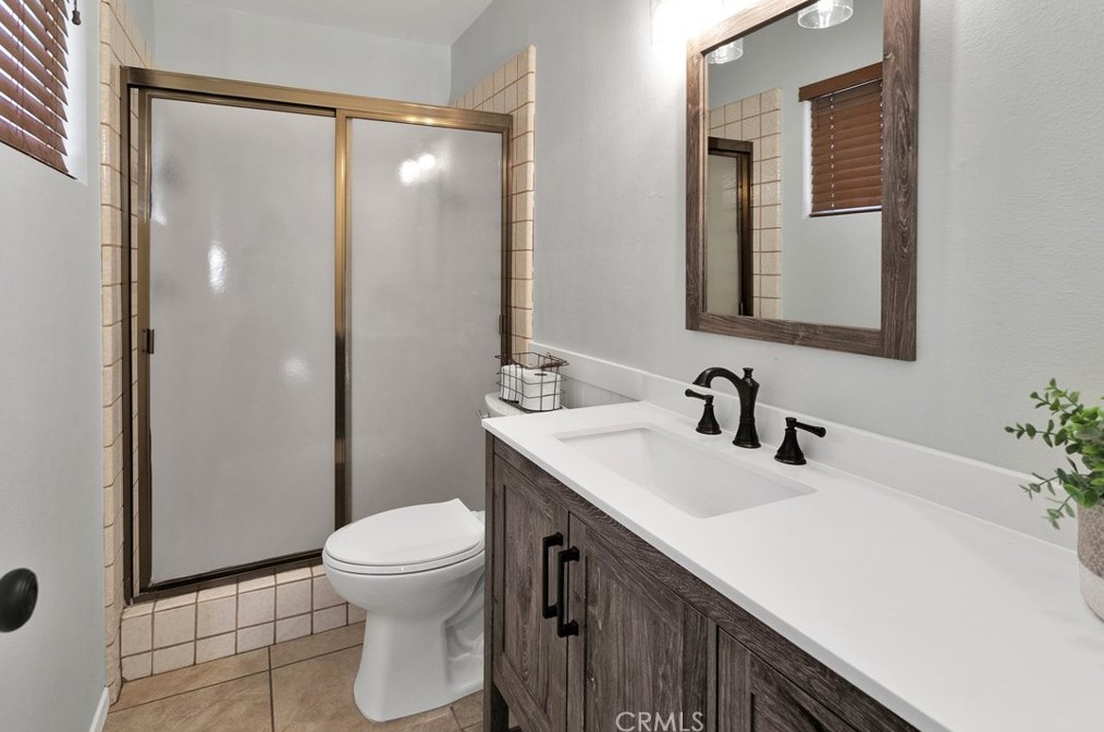 7365 Chase Ave, Hesperia CA  92345-5735 exterior