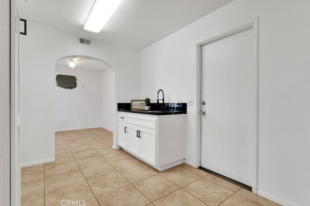 7365 Chase Ave, Hesperia CA  92345-5735 exterior