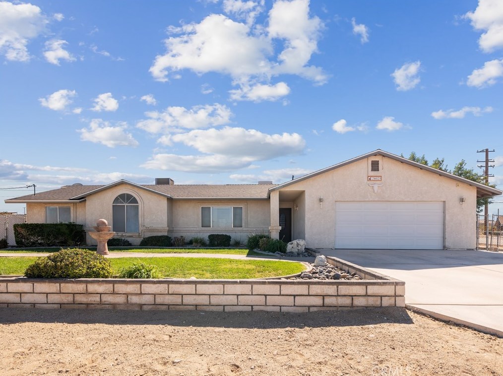 28025 Calico Dr, Barstow CA  92311-4482 exterior