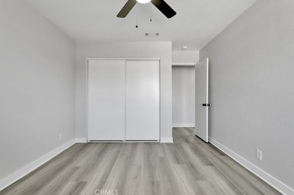 19135 Seneca Rd, Apple Valley CA  92307-5338 exterior