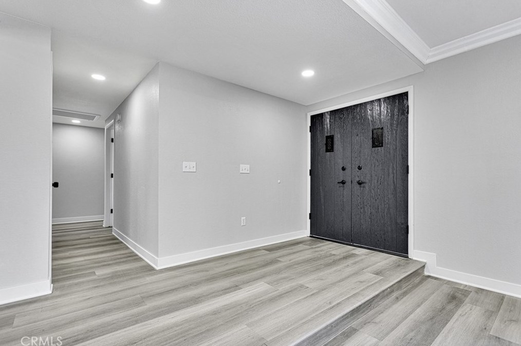 19135 Seneca Rd, Apple Valley CA  92307-5338 exterior