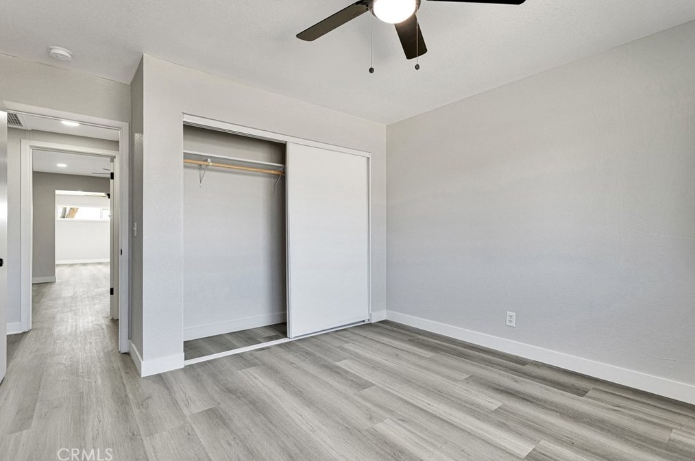 19135 Seneca Rd, Apple Valley CA  92307-5338 exterior