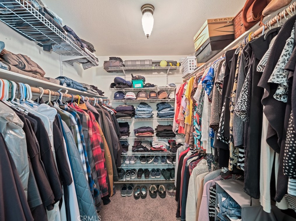 19195 Symeron Rd, Apple Valley CA  92307-4706 exterior