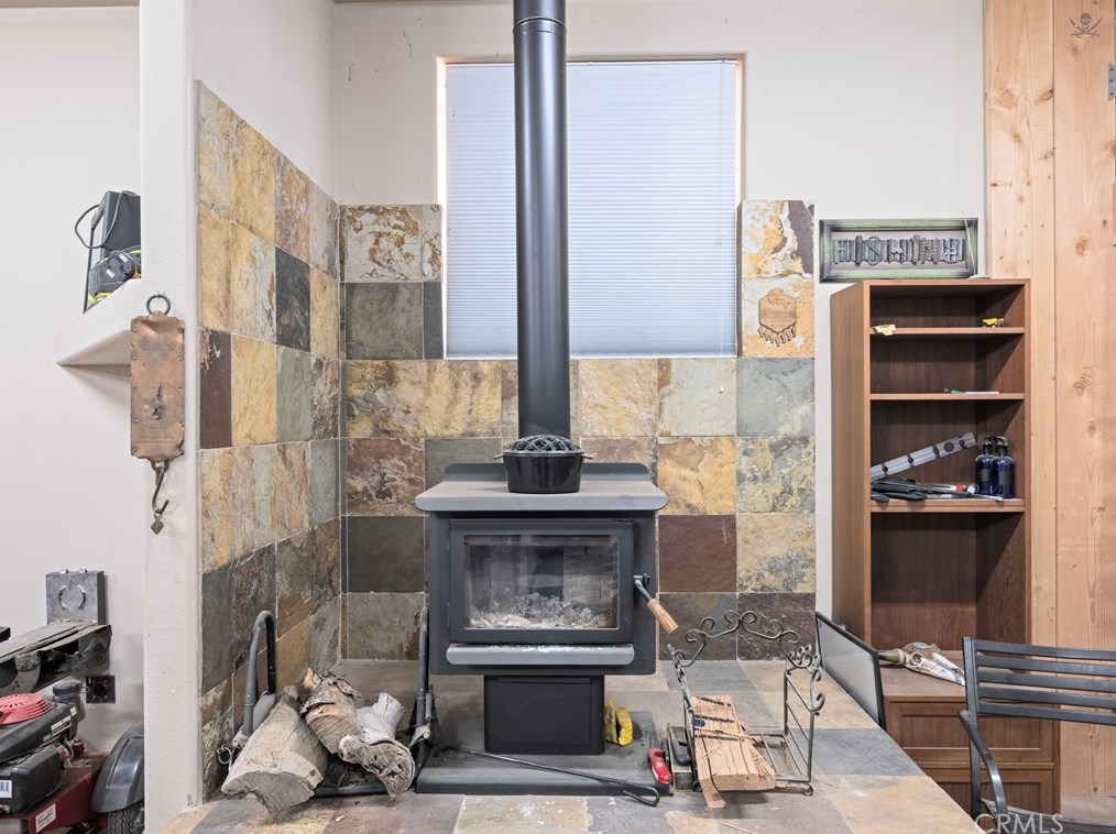 19195 Symeron Rd, Apple Valley CA  92307-4706 exterior