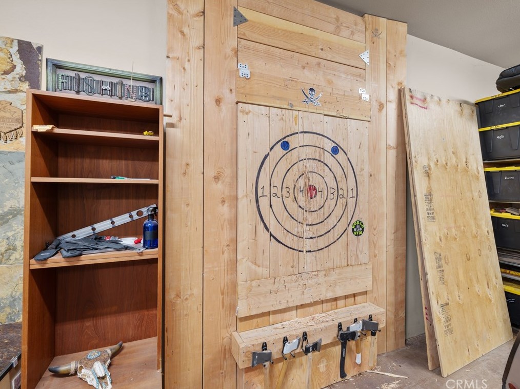 19195 Symeron Rd, Apple Valley CA  92307-4706 exterior