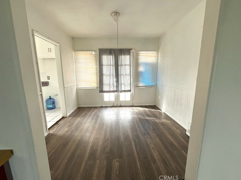 1160 Buena Vis St, Barstow CA  92311-2802 exterior