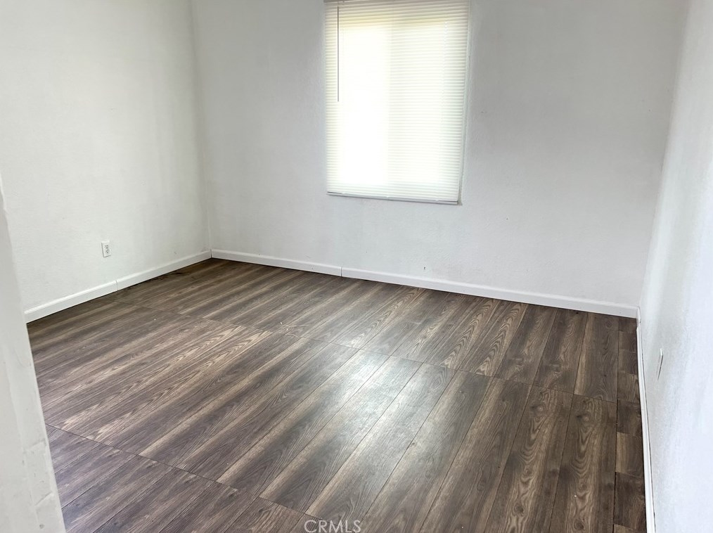 1160 Buena Vis St, Barstow CA  92311-2802 exterior