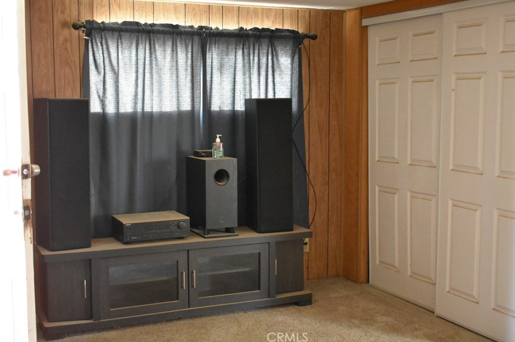 2100 Soapmine Rd, Barstow CA  92311-2020 exterior