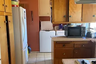 16322 Midway St, Victorville, CA 92395 - Photo 9