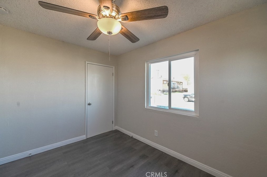 313 Maxine Ave, Barstow CA  92311-3030 exterior
