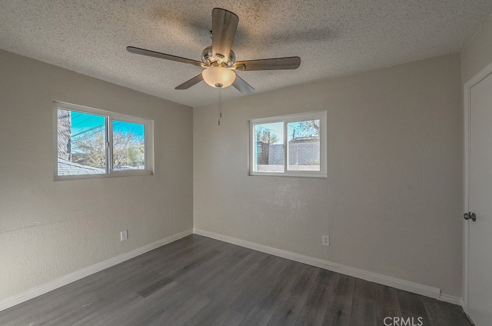 313 Maxine Ave, Barstow CA  92311-3030 exterior