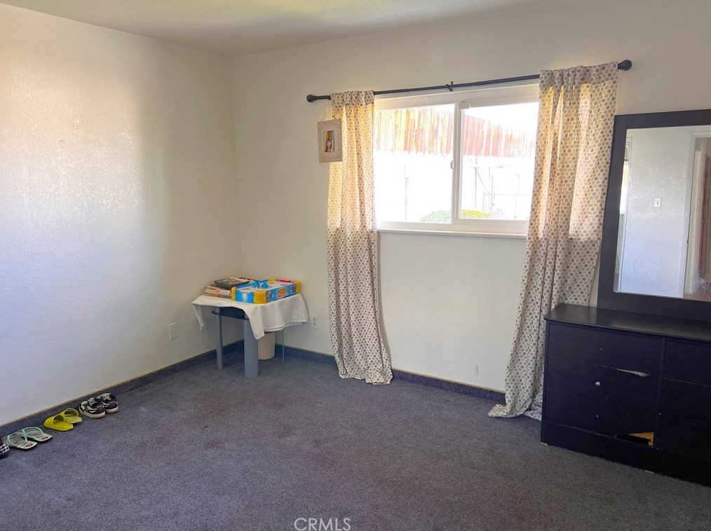 641 Candlelight St, Barstow CA  92311-5312 exterior