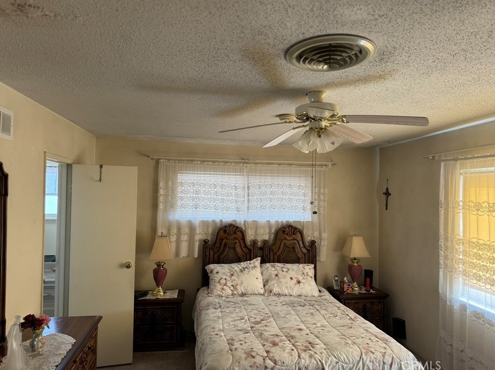 14356 Derby Ct, Victorville CA  92395-4528 exterior