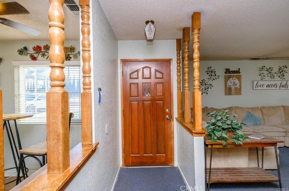 20236 Nowata Rd, Apple Valley CA  92307-5634 exterior