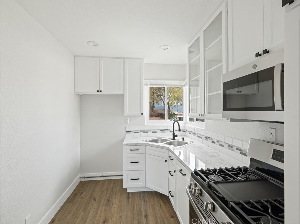 104 Virginia Way, Barstow CA  92311-3842 exterior