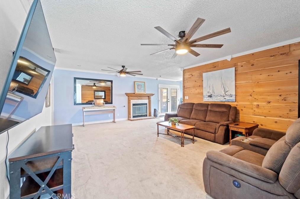 1165 Borrego Dr, Barstow CA  92311-6762 exterior