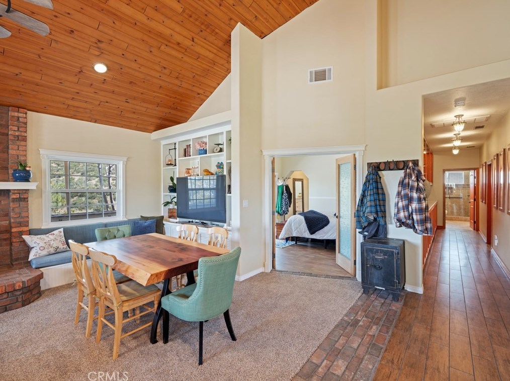 5127 Bass St, Hesperia CA  92345-9351 exterior