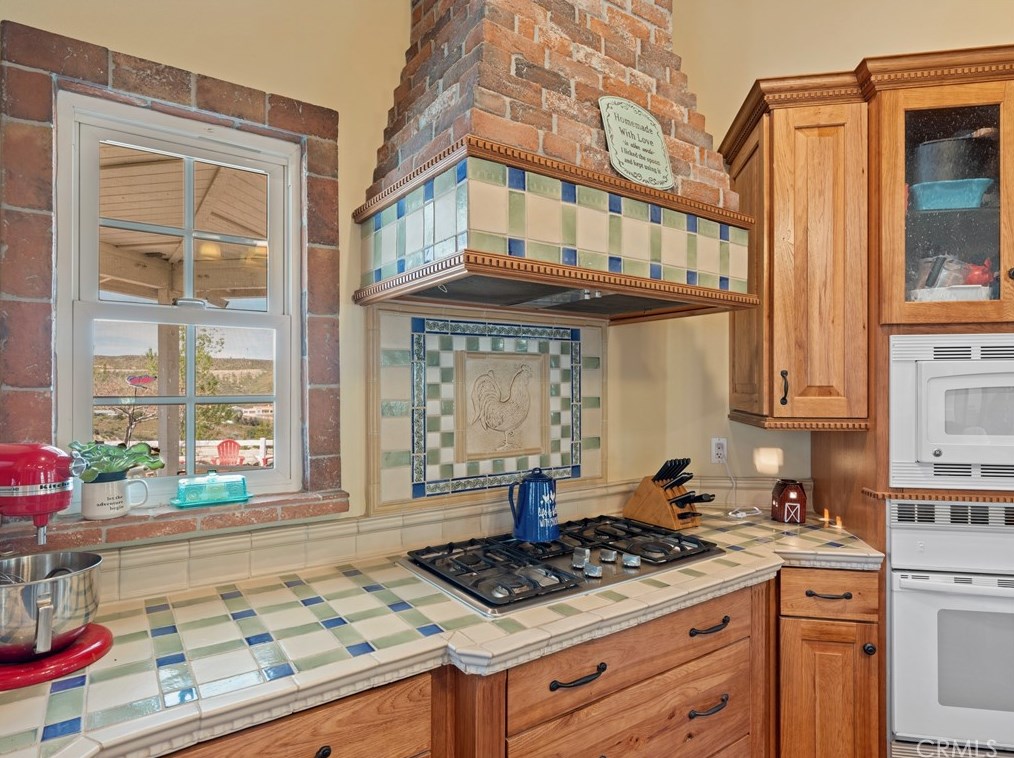 5127 Bass St, Hesperia CA  92345-9351 exterior