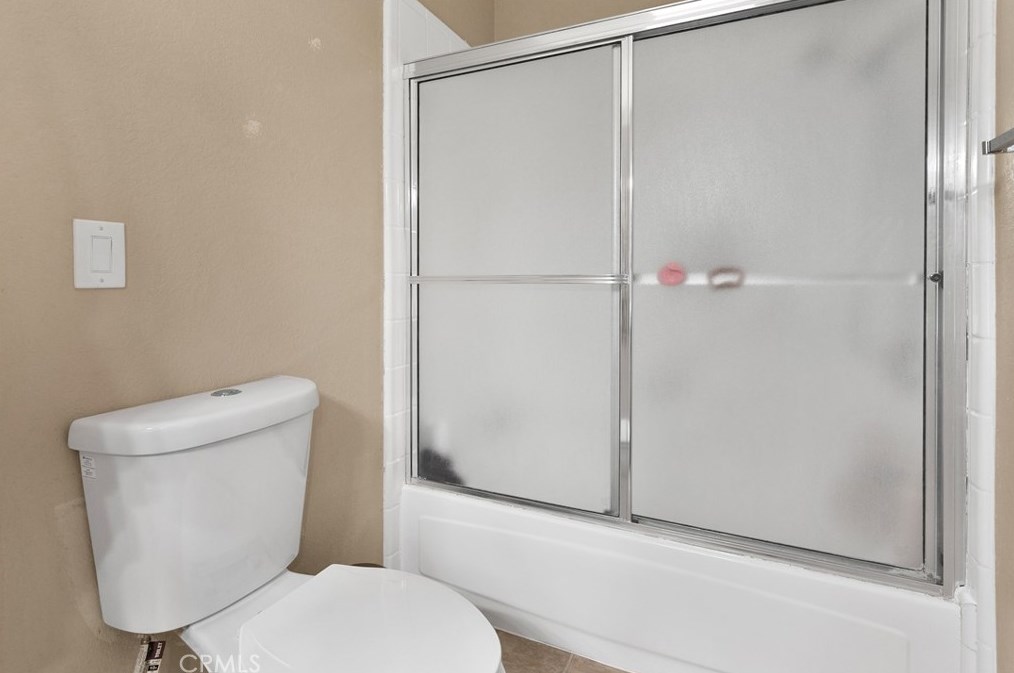 17350 Cochise St, Hesperia CA  92345-7282 exterior