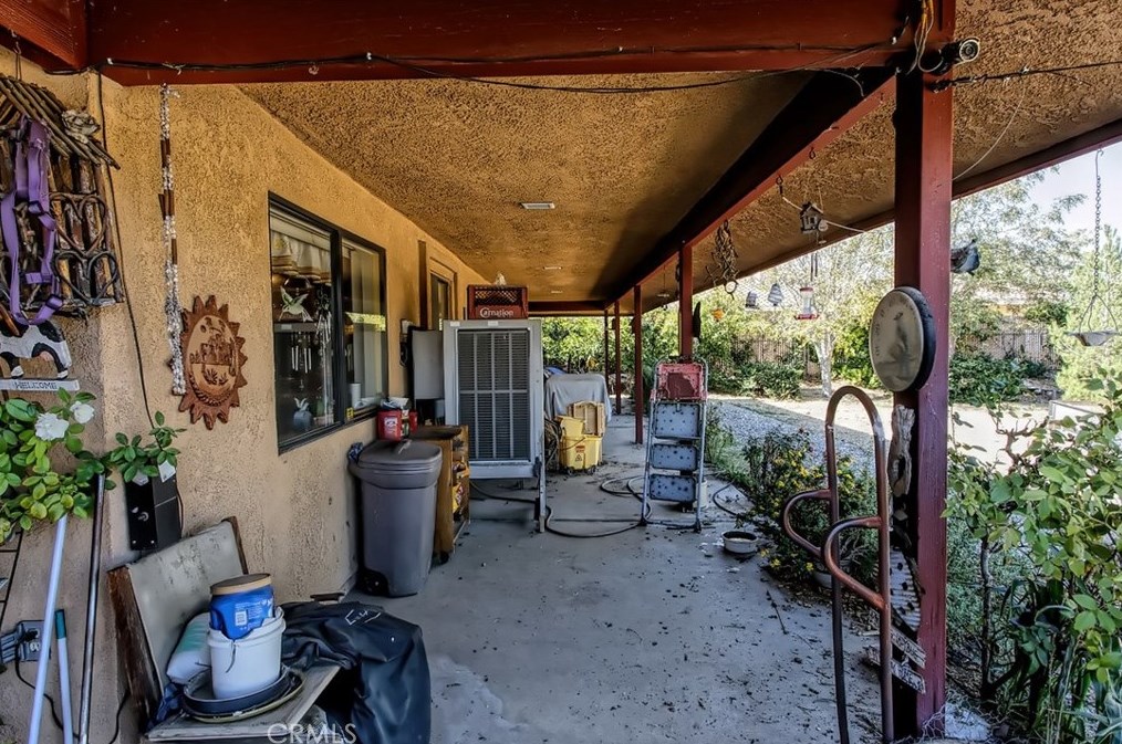 18678 Main St, Hesperia CA  92345-6434 exterior