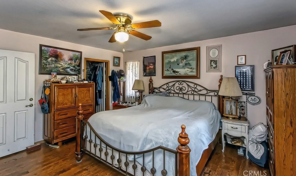 18678 Main St, Hesperia CA  92345-6434 exterior