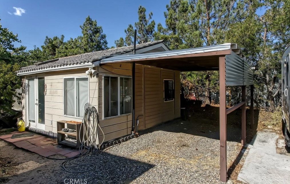 18678 Main St, Hesperia CA  92345-6434 exterior