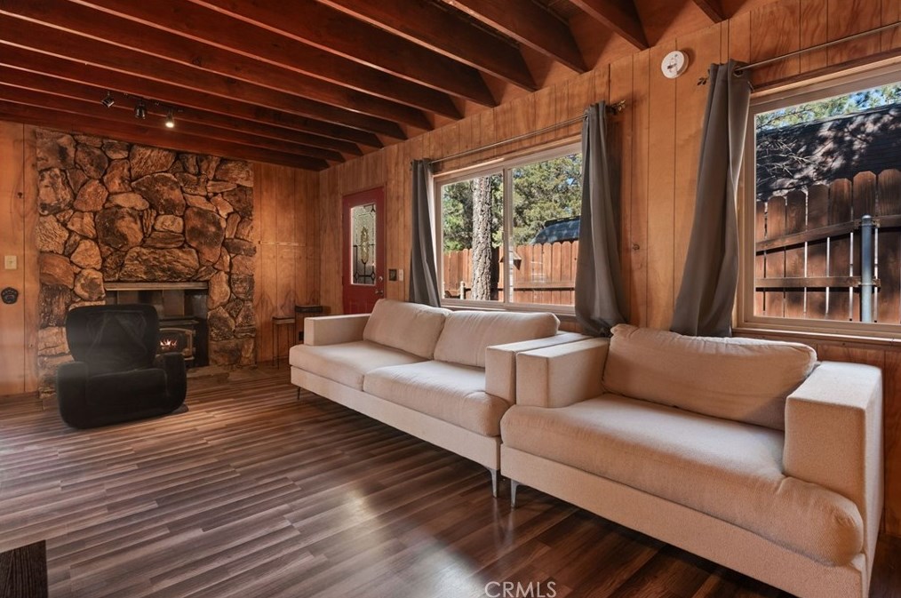 2086 Ln, Big Bear City CA  92314-9540 exterior