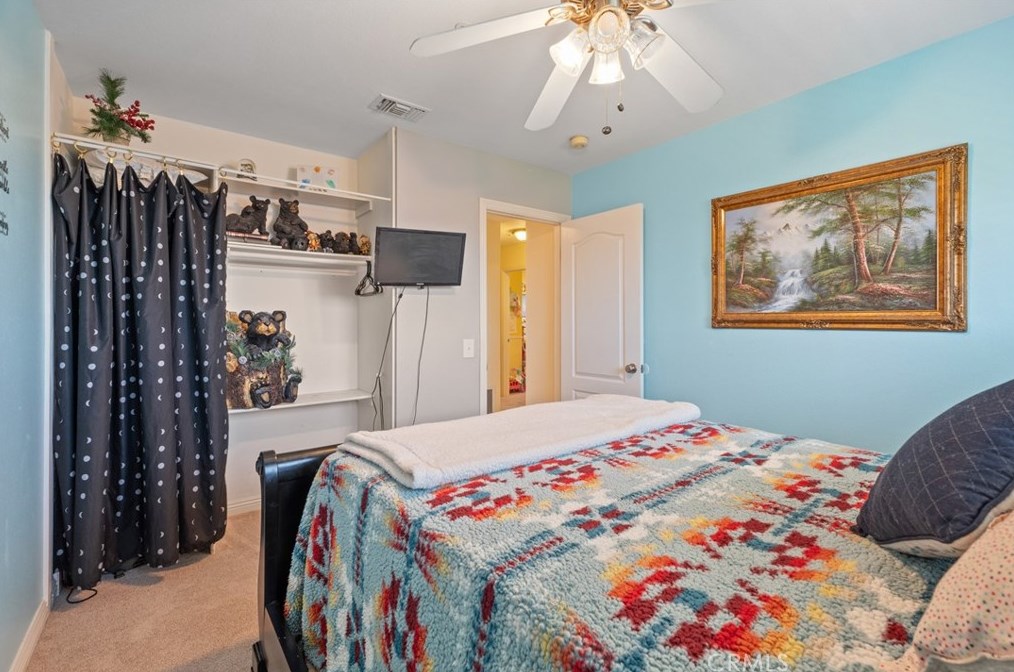 2865 Rancho Vista Dr, Rialto CA  exterior