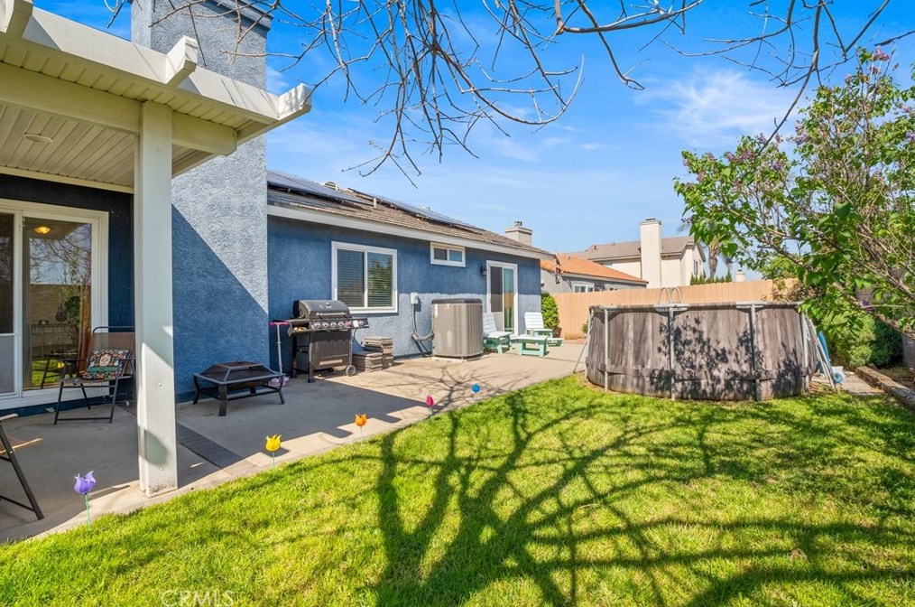 2865 Rancho Vista Dr, Rialto CA  exterior