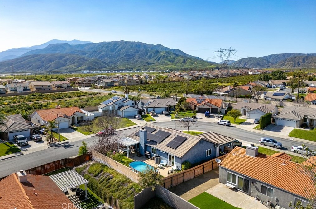 2865 Rancho Vista Dr, Rialto CA  exterior