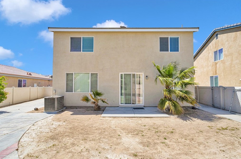 16683 Desert Star St, Victorville CA  92394-1466 exterior