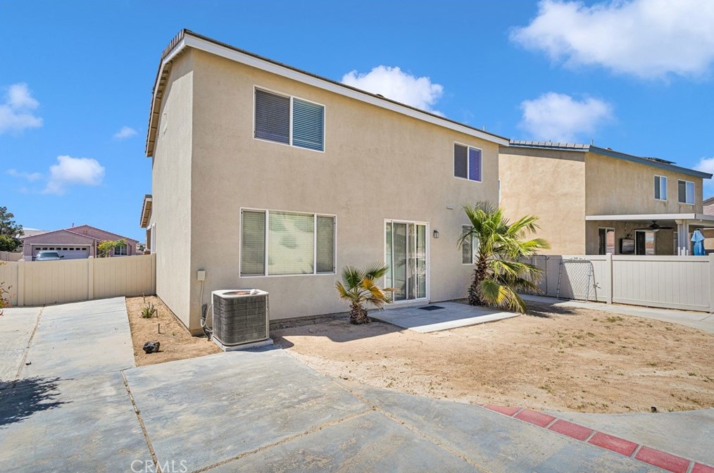 16683 Desert Star St, Victorville CA  92394-1466 exterior