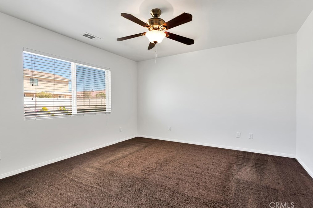 16683 Desert Star St, Victorville CA  92394-1466 exterior