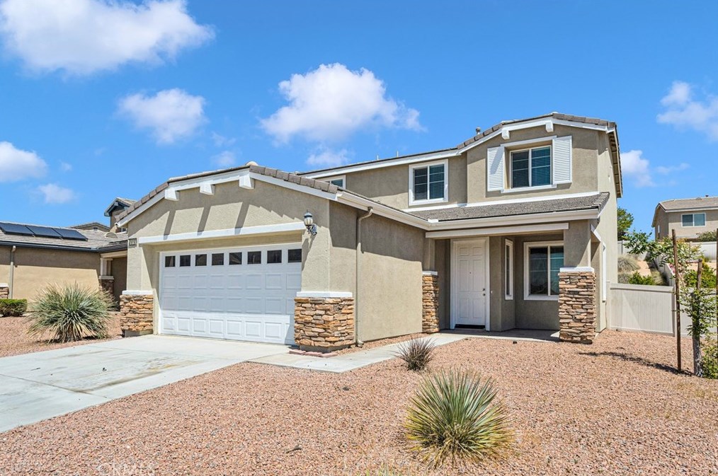 16683 Desert Star St, Victorville CA  92394-1473 exterior