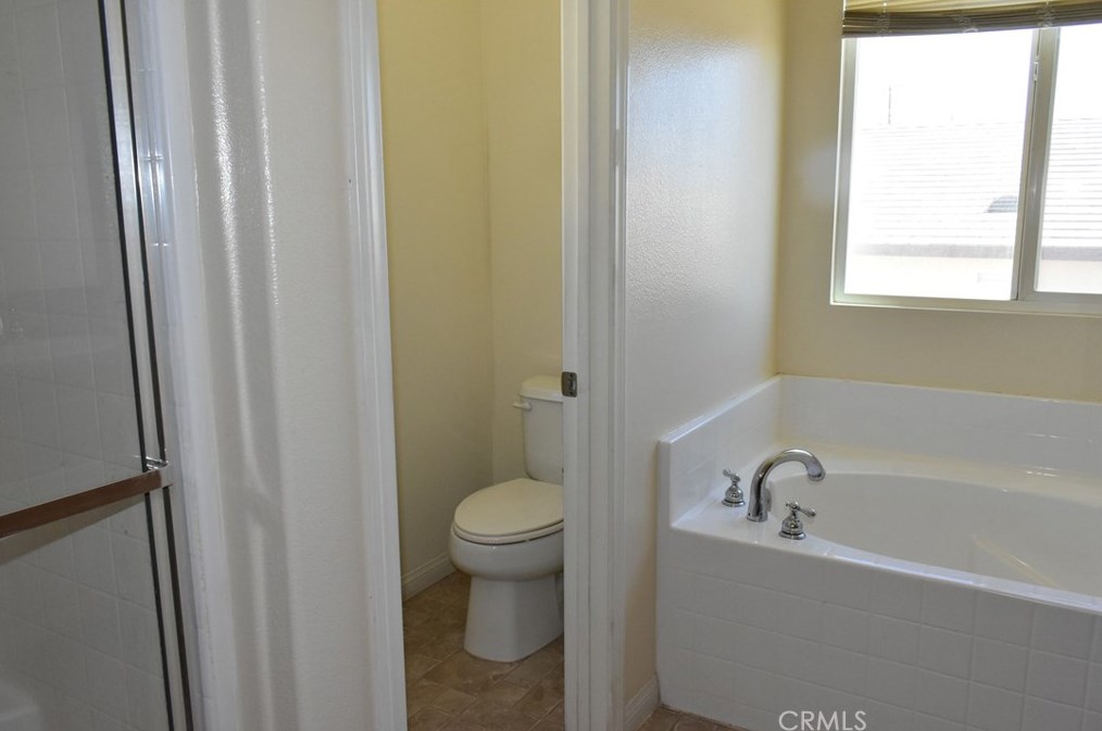 2271 Diamond Ave, Barstow CA  92311-4776 exterior