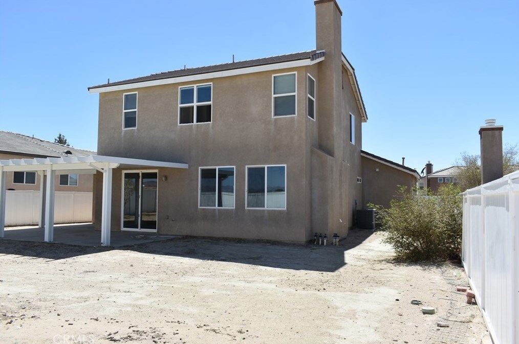 2271 Diamond Ave, Barstow CA  92311-4776 exterior