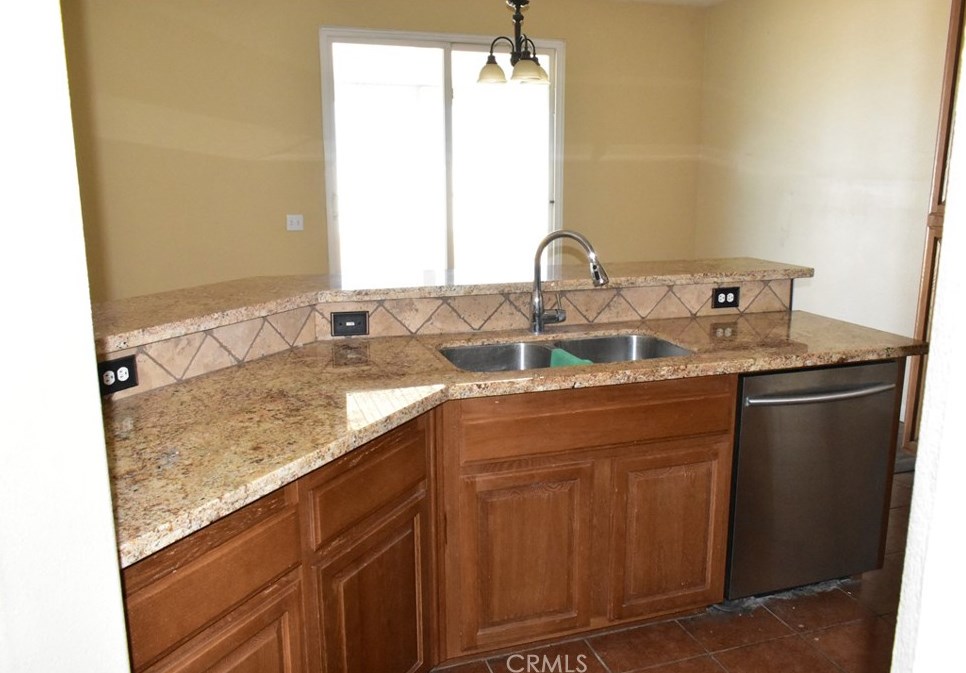 2271 Diamond Ave, Barstow CA  92311-4776 exterior