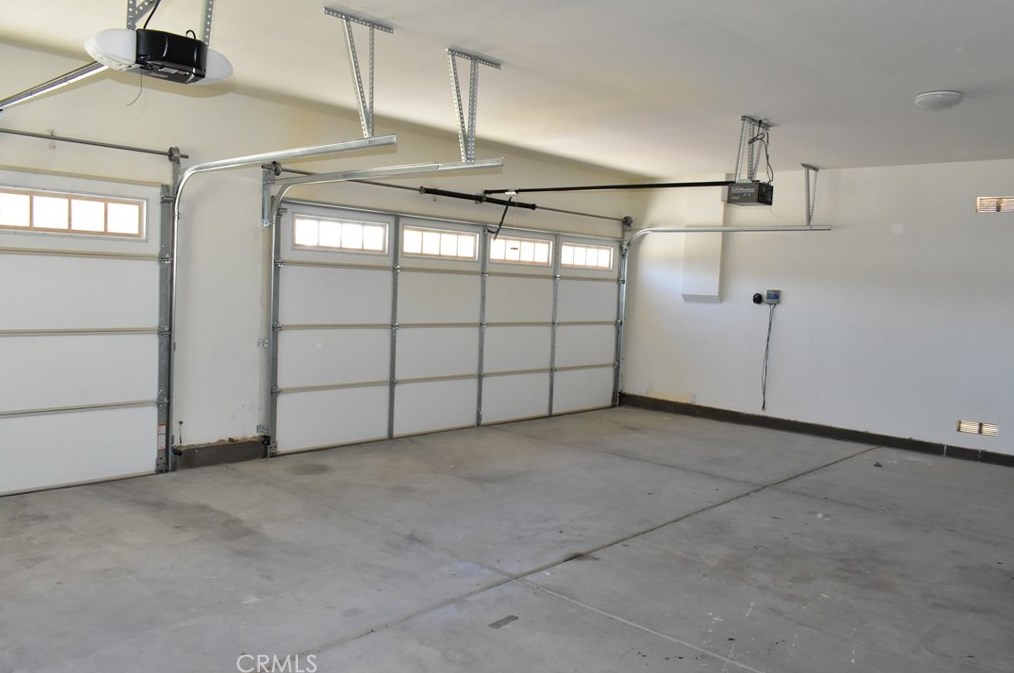 2271 Diamond Ave, Barstow CA  92311-4776 exterior