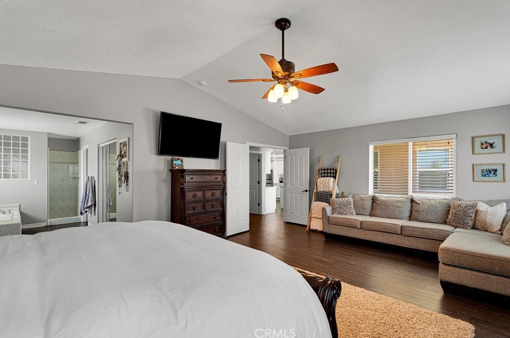 24575 Pala Ln, Apple Valley CA  92307-2021 exterior