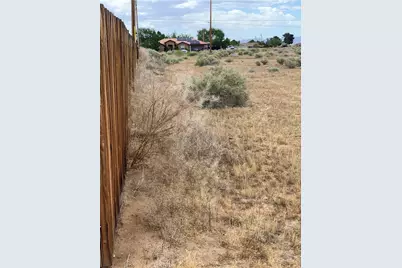 0 91st St, California City, CA 93505 - Photo 5