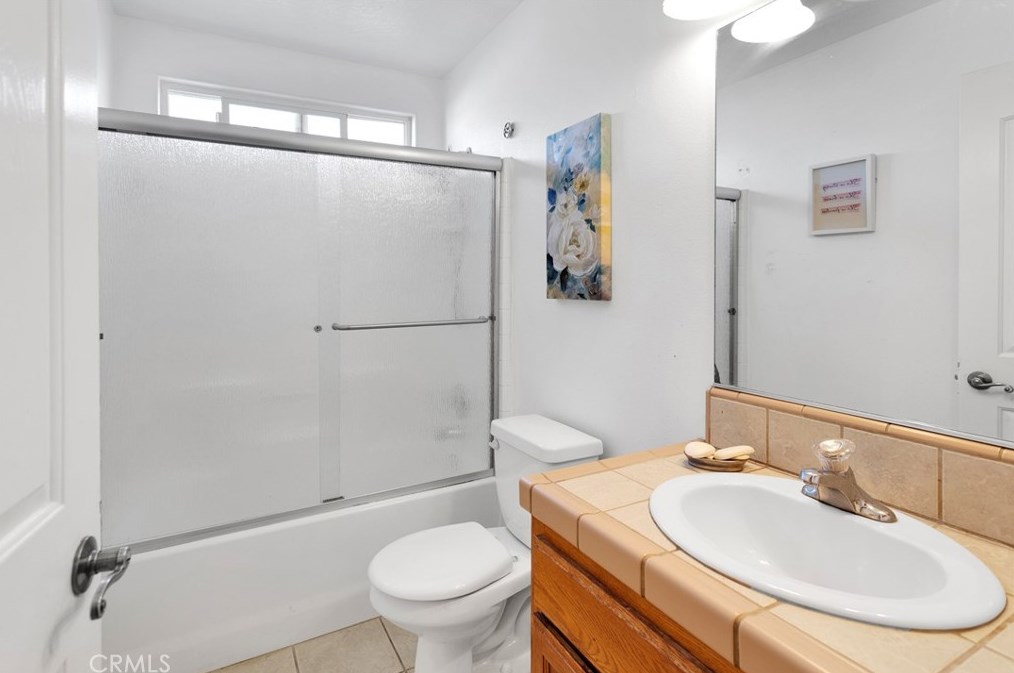 22784 Lone Eagle Rd, Apple Valley CA  92308-7409 exterior